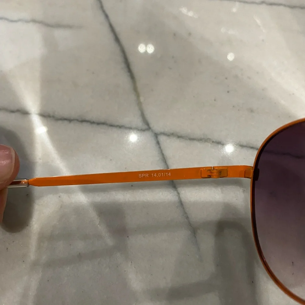 GAP kids Sunglasses with Orange Frame and Purple Lenses